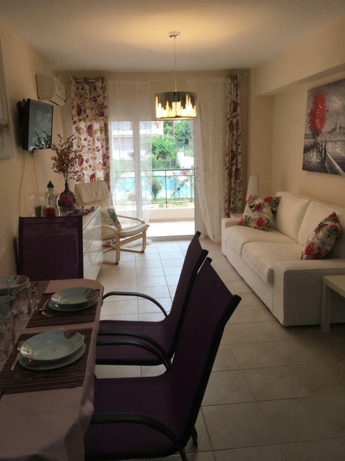Lovely Appartments Lygia Korinthias Ligia  Exterior photo